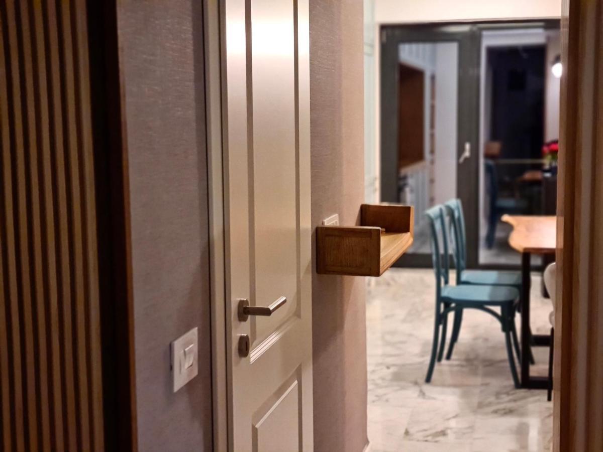 Appartamento Royal Sea View Design Promenada 3 Năvodari Esterno foto