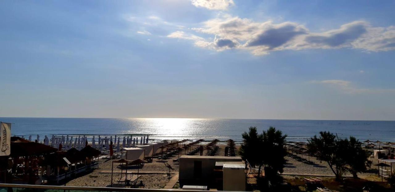 Appartamento Royal Sea View Design Promenada 3 Năvodari Esterno foto